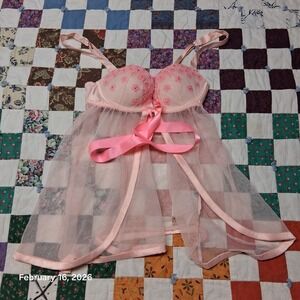 Victoria Secret Babydoll Sexy Chemise Size 34B Pink Flower Embroidered